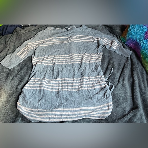 Torrid Sweater Tunic Gray & Pink Strip Size 2x - Picture 2 of 5